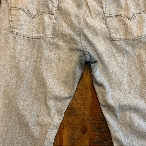 42x33 Guess jeans men Pants Painted White Denim Slim Straight Lincoln Hipster - Picture 9 of 11